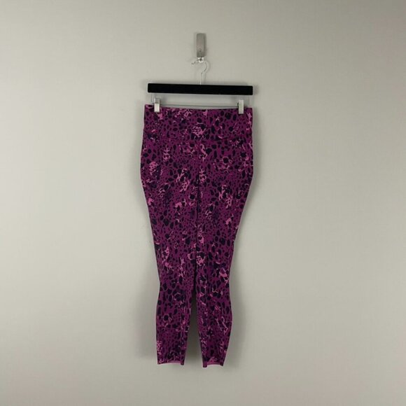 Lululemon Base Pace High Rise Tight in Cheetah Camo Magenta Size 10 - Picture 1 of 8
